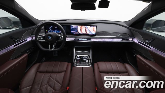 BMW 7 Series (G70) 740d xDrive M Sport 2024 — фото 7