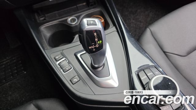 BMW 1 Series (F20) 118d Urban 5Dr 2014 — фото 9