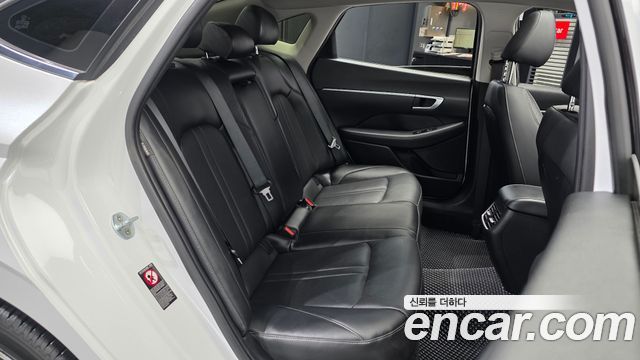Hyundai Sonata (DN8) 2.0 Premium 2020 — фото 12