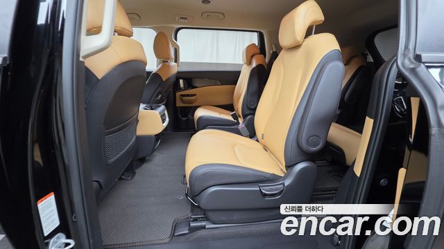 Kia Carnival (IV) Diesel 9-Seater Prestige 2023 — фото 12
