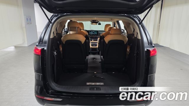 Kia Carnival (IV) Diesel 9-Seater Prestige 2023 — фото 16