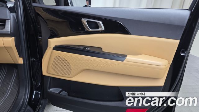 Kia Carnival (IV) Diesel 9-Seater Prestige 2023 — фото 25