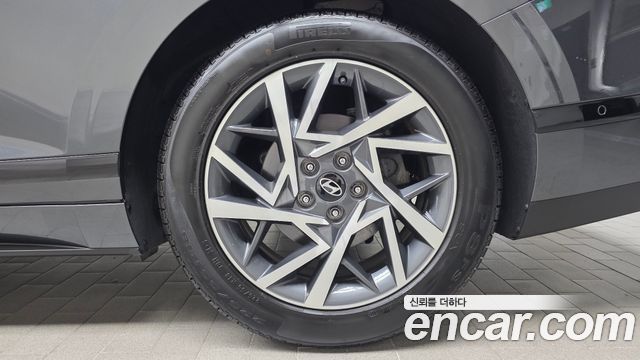 Hyundai Grandeur Hybrid (GN7) Premium 2023 — фото 21