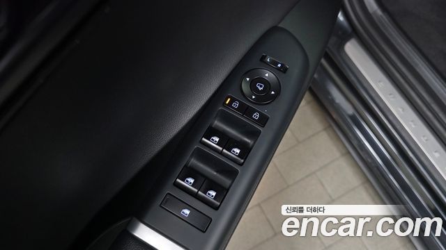Hyundai Grandeur Hybrid (GN7) Premium 2023 — фото 27