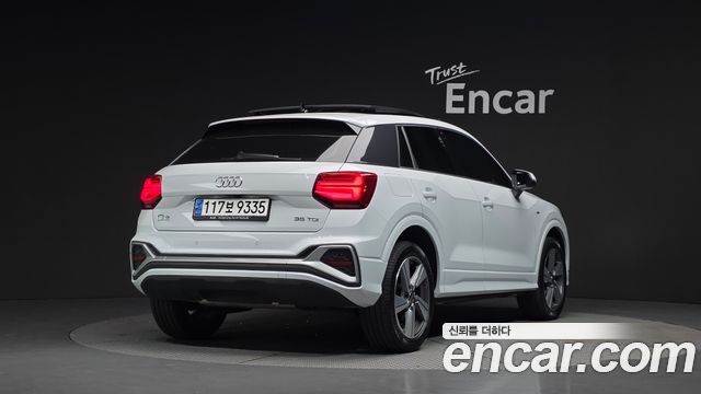 Audi Q2 35 TDI Premium 2023 — фото 2