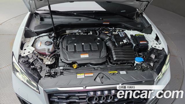 Audi Q2 35 TDI Premium 2023 — фото 6