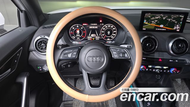 Audi Q2 35 TDI Premium 2023 — фото 13