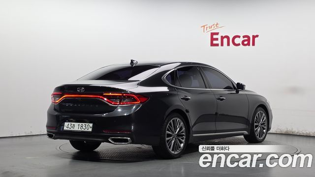 Hyundai Grandeur (IG) 2.4 Premium 2019 — фото 2
