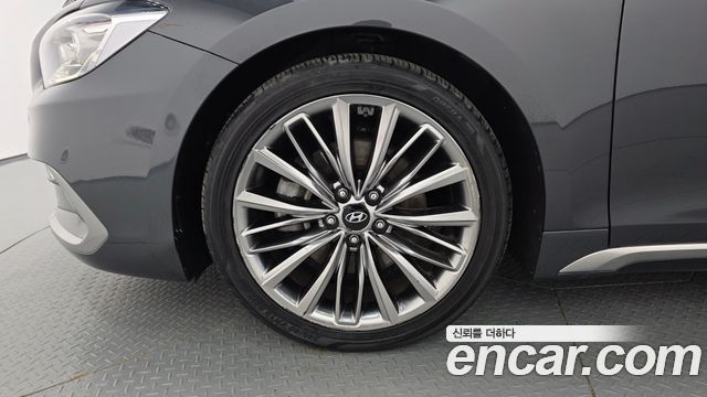 Hyundai Grandeur (IG) 2.4 Premium 2019 — фото 5