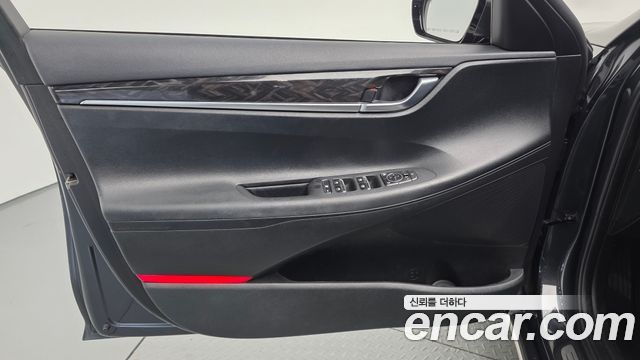 Hyundai Grandeur (IG) 2.4 Premium 2019 — фото 24