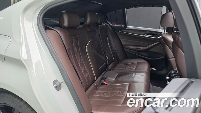 BMW 5 Series (G30) 530i M Sport Package Plus 2018 — фото 15