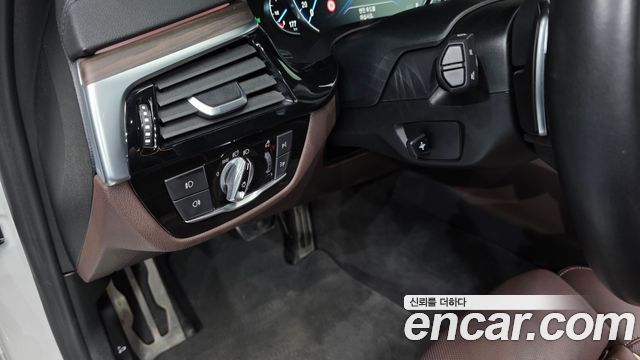 BMW 5 Series (G30) 530i M Sport Package Plus 2018 — фото 22