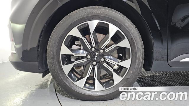 Kia Carnival (IV) Gasoline 7-Seater Signature 2023 — фото 5