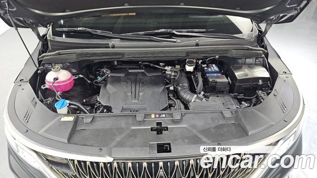 Kia Carnival (IV) Gasoline 7-Seater Signature 2023 — фото 6