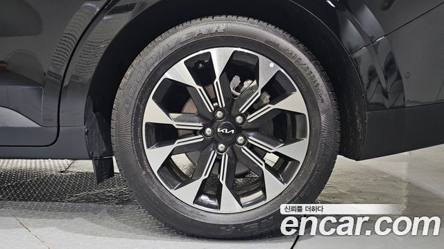 Kia Carnival (IV) Gasoline 7-Seater Signature 2023 — фото 21