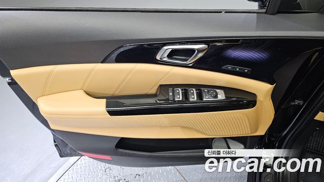 Kia Carnival (IV) Gasoline 7-Seater Signature 2023 — фото 24