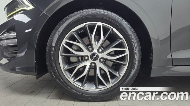 Kia K5 (III) 2.0 Prestige 2023 — фото 5