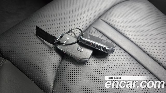 Kia K5 (III) 2.0 Prestige 2023 — фото 17