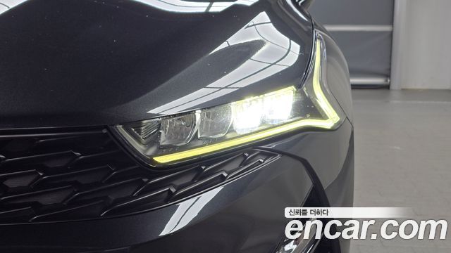 Kia K5 (III) 2.0 Prestige 2023 — фото 22