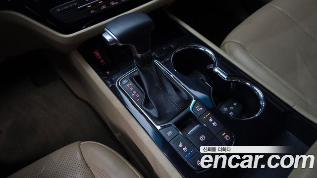 Kia Carnival 9-Seater Noblesse Special 2019 — фото 9