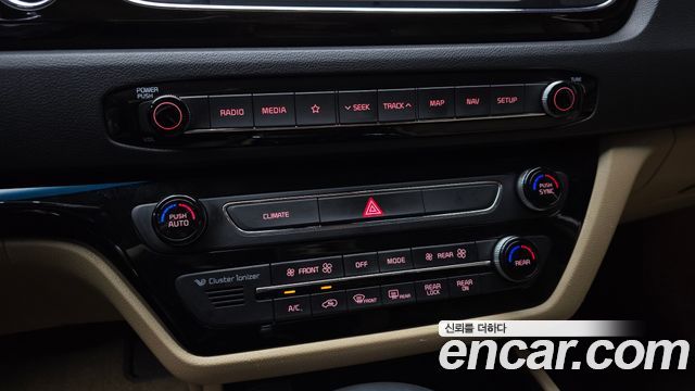 Kia Carnival 9-Seater Noblesse Special 2019 — фото 16