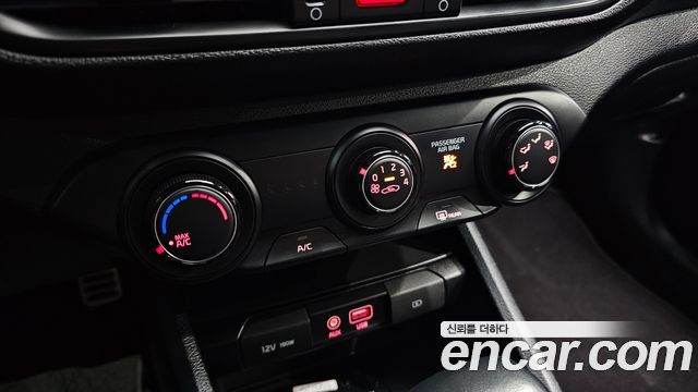 Kia K3 Luxury 2019 — фото 15