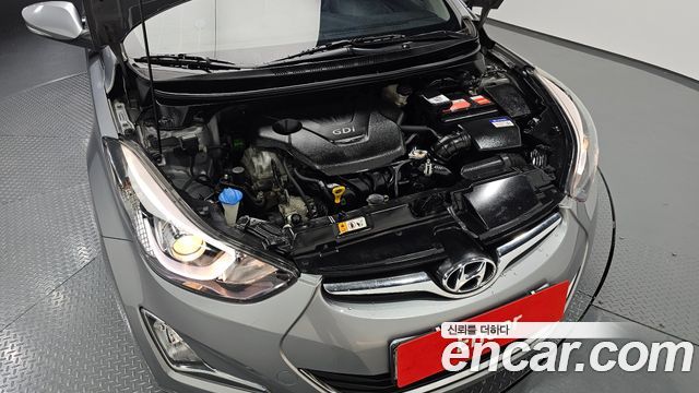 Hyundai Avante 1.6 GDi Modern Standard 2015 — фото 6