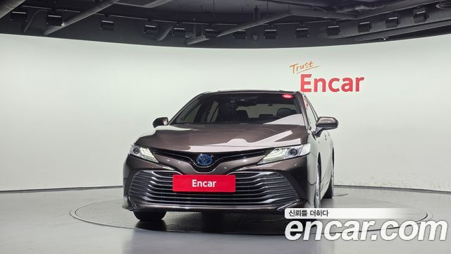 Toyota Camry (XV70) 2.5 XLE Hybrid 2019 — фото 3