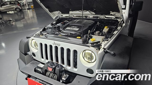 Jeep Wrangler (JK) 3.6 Sport 2Door 2017 — фото 6