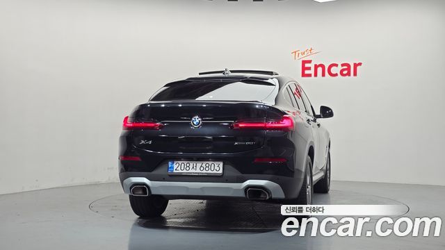 BMW X4 (G02) xDrive20i xLine 2024 — фото 4
