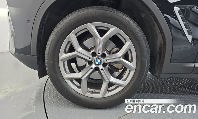 BMW X4 (G02) xDrive20i xLine 2024 — фото 5