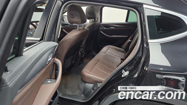 BMW X4 (G02) xDrive20i xLine 2024 — фото 11