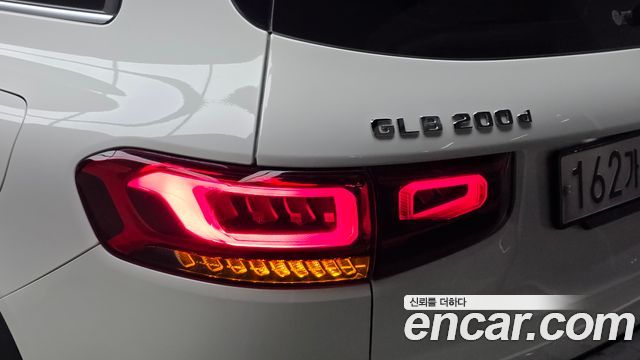 Mercedes-Benz GLB-Class (X247) GLB200 d 2021 — фото 23
