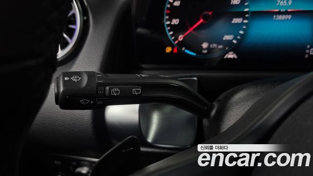 Mercedes-Benz GLB-Class (X247) GLB200 d 2021 — фото 28