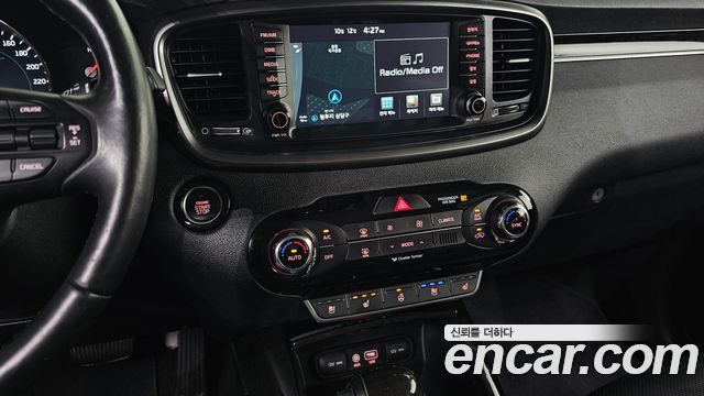 Kia Sorento Diesel 2.0 4WD Noblesse Special 2016 — фото 16