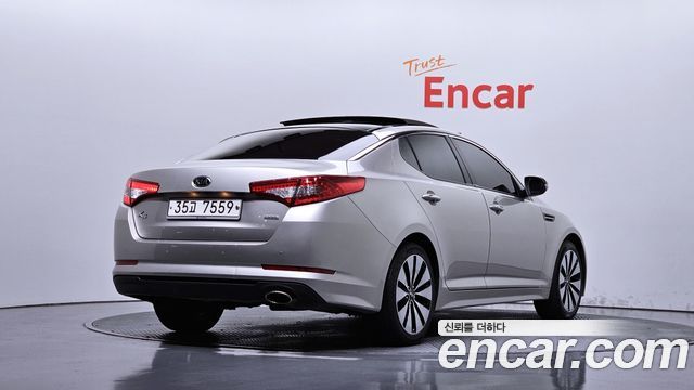 Kia K5 2.0 Prestige Standard 2013 — фото 2
