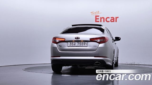 Kia K5 2.0 Prestige Standard 2013 — фото 4