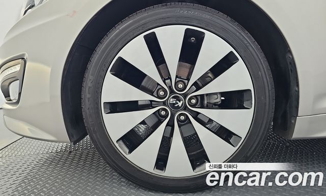 Kia K5 2.0 Prestige Standard 2013 — фото 5