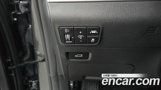 Kia K5 (III) 2.0 Prestige 2023 — фото 17