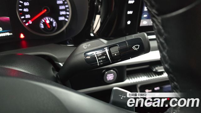 Kia K5 (III) 2.0 Prestige 2023 — фото 19