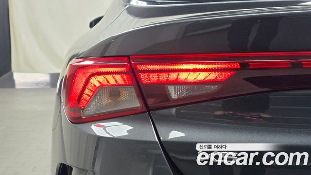 Kia K5 (III) 2.0 Prestige 2023 — фото 23