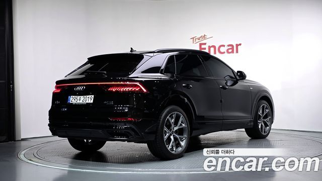Audi Q8 (4M) 50 TDI Quattro Premium 2023 — фото 2