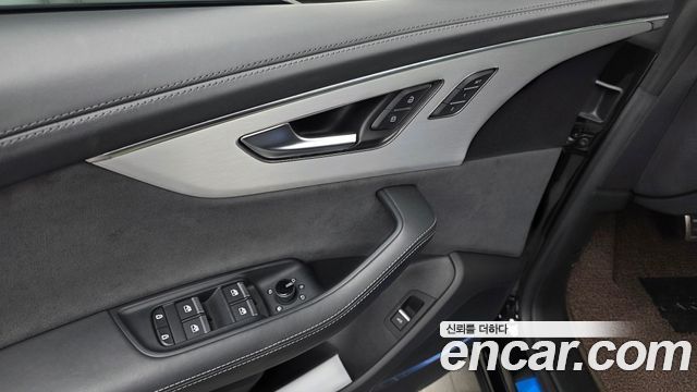 Audi Q8 (4M) 50 TDI Quattro Premium 2023 — фото 28