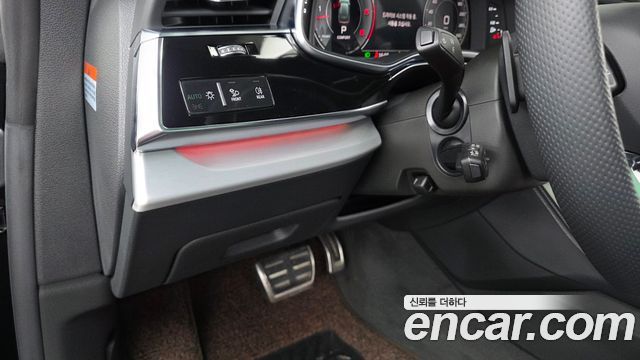 Audi Q8 (4M) 50 TDI Quattro Premium 2023 — фото 33
