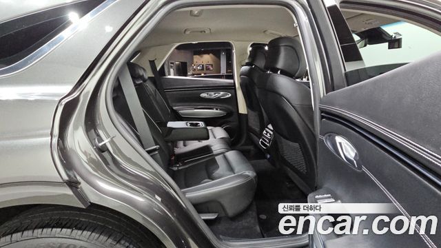 Genesis GV70 2.5T Gasoline 2WD 2024 — фото 12
