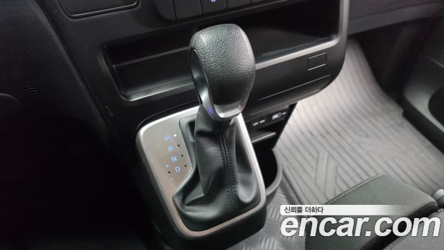 Hyundai Staria Cargo 3-Seater Smart 2022 — фото 9