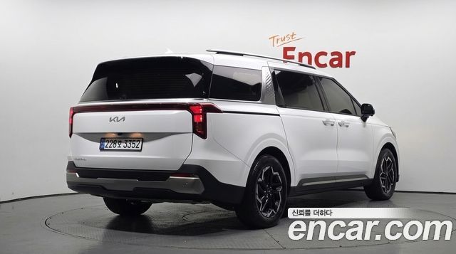 Kia Carnival (IV) Diesel 9-Seater Noblesse 2025 — фото 2