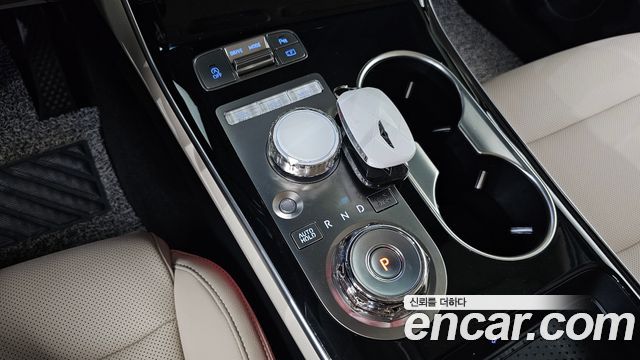 Genesis GV70 2.5T Gasoline 2WD 2025 — фото 9