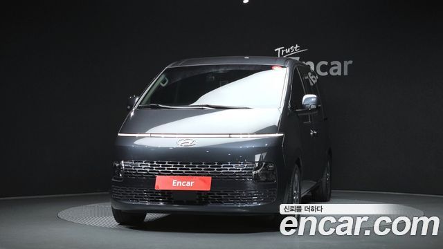 Hyundai Staria 4WD Tourer 9-Seater Modern 2023 — фото 3