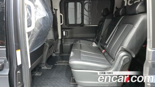 Hyundai Staria 4WD Tourer 9-Seater Modern 2023 — фото 12
